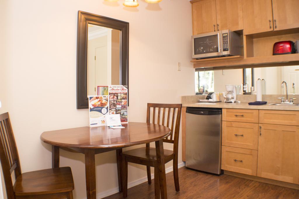 Marina Cay Hotell Bigfork Rom bilde