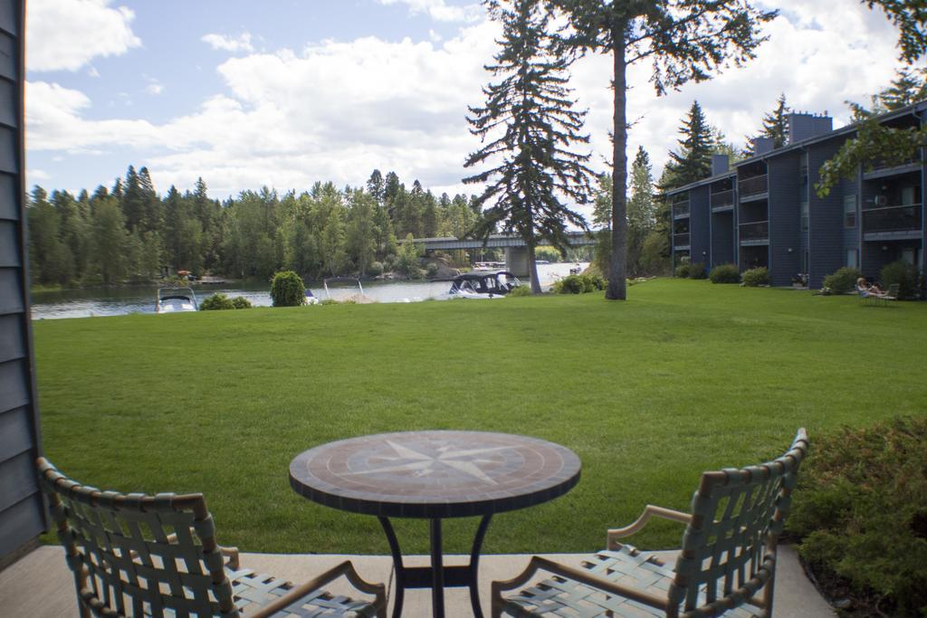 Marina Cay Hotell Bigfork Eksteriør bilde