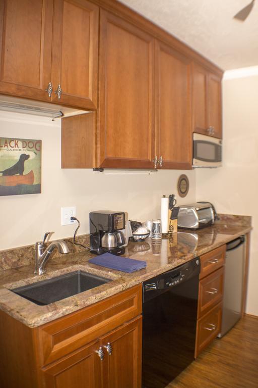 Marina Cay Hotell Bigfork Rom bilde
